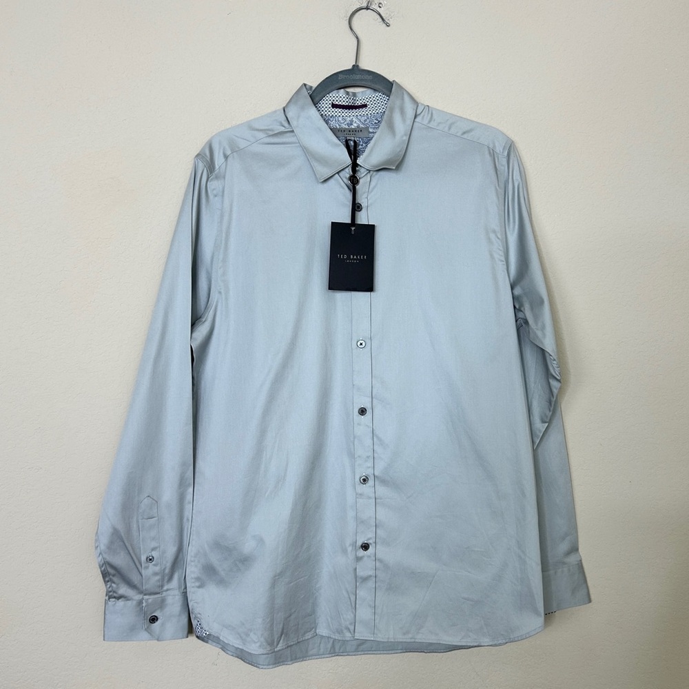 NWT TED BAKER LONDON Men’s button down dress shirt size 4 Large.